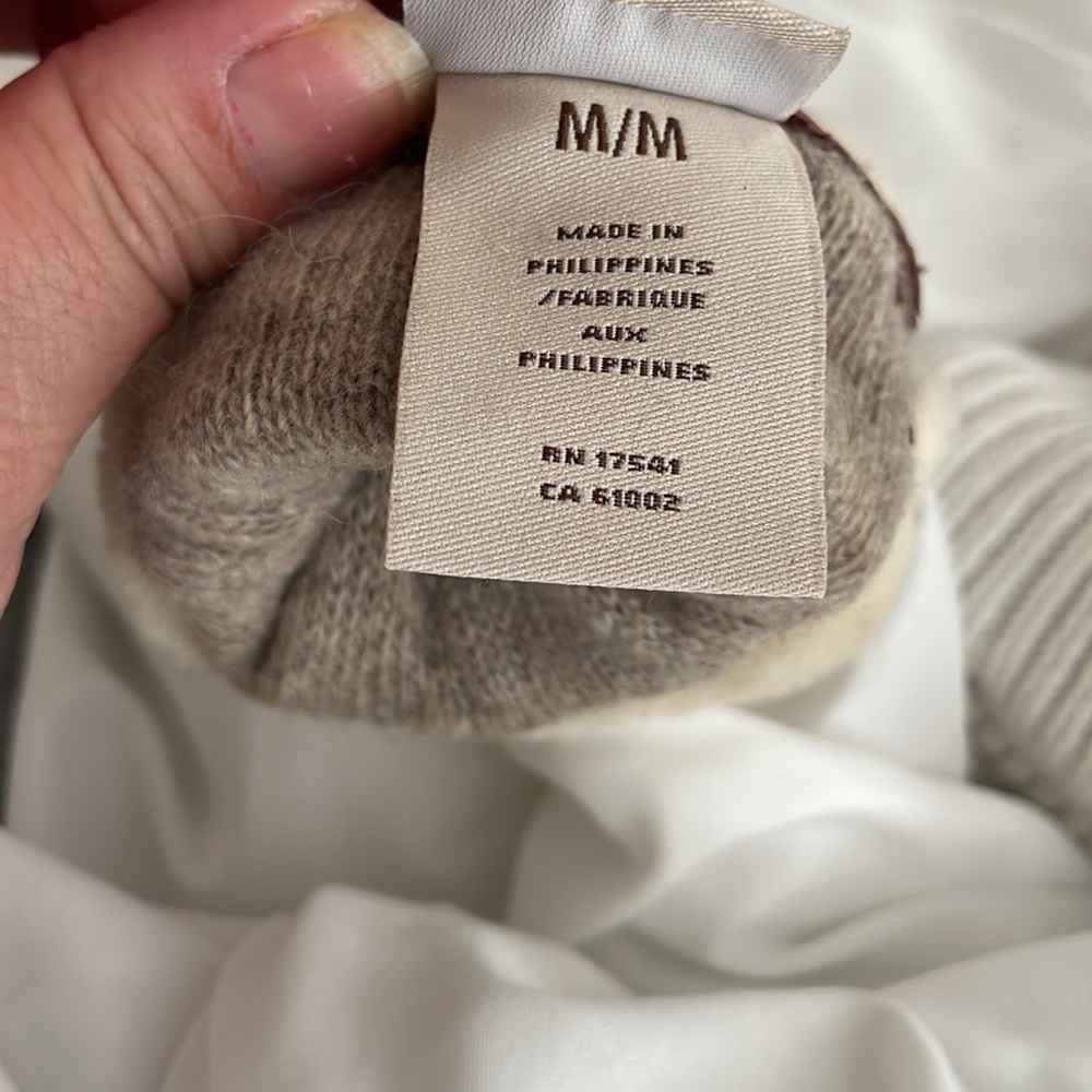 Euc Gloves - image 4